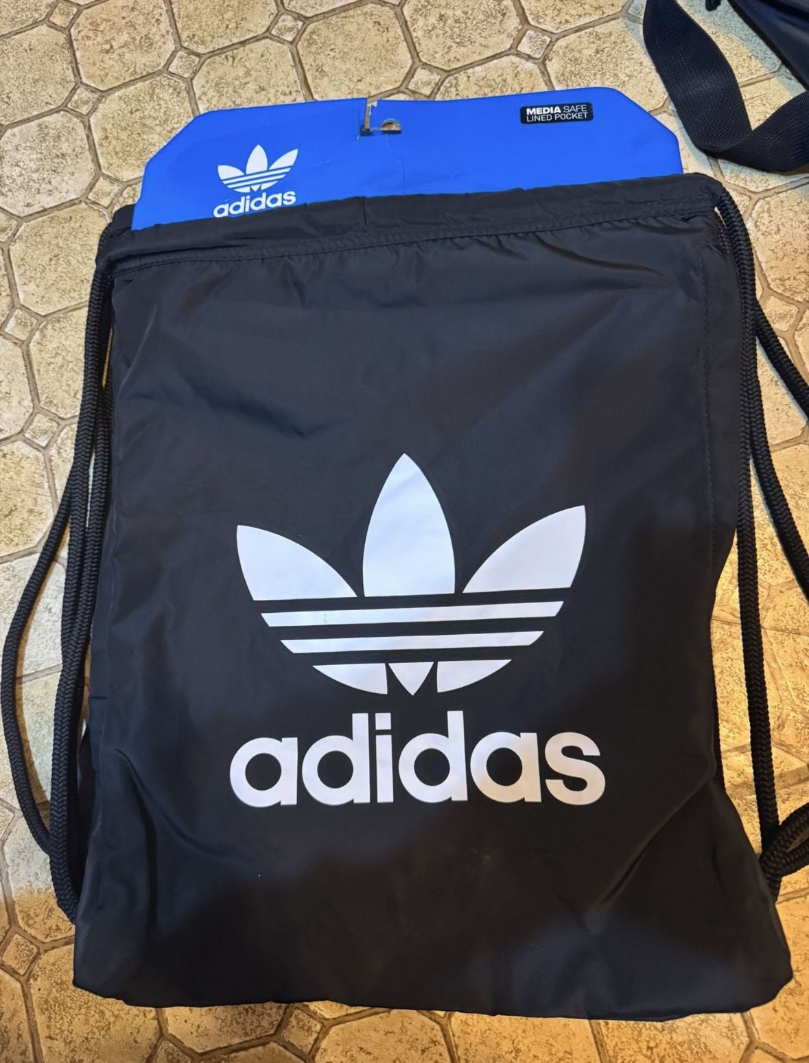 NWT Adidas Originals Drawstring Sackpack