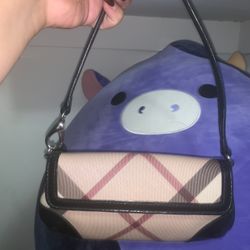 Burberry Bag - Y2K 