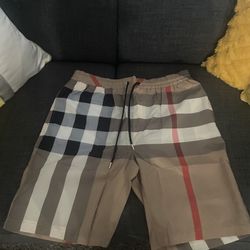  Burberry Shorts 