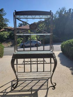 Wine Bar Stand