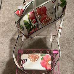 Woman’s Floral Hand Bag 