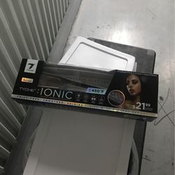 NEW TYCHE IONIC CERAMIC 1 1/2” Auto Shutoff FRIZZ FREE flat Hair Iron