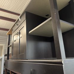 Credenza 