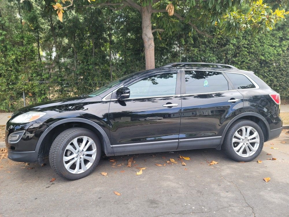 Mazda Cx9 2012 Leather Seats, 3rd row seat - 7 Seater In Excellent Condition, 165k mileage, Clean CA Title $5,700 Dollars OBO