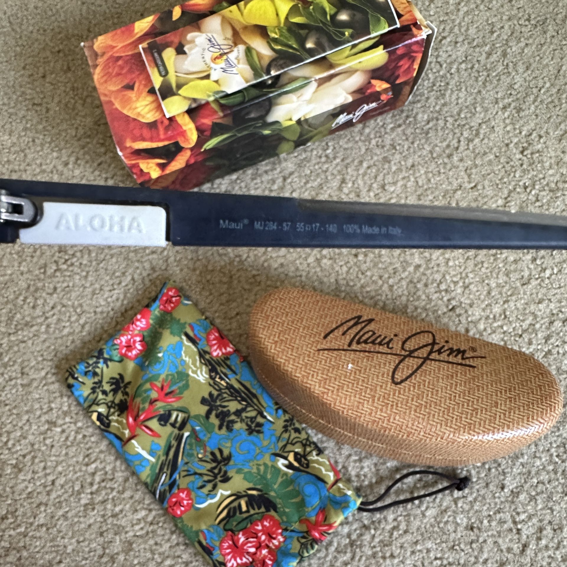Maui Jim Sunglasses Sunglasses display picture 2