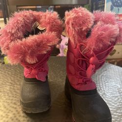 Kamik Little Girls  Snow Boots Size 11