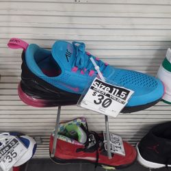 Nike Mens Size 11.5