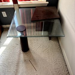 Glass corner table