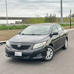 2010 Toyota Corolla LE| CLEAN TITLE