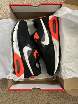 Nike Air Max IVO “Black Bright Crimson”