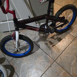 16" Hot Wheels Bike