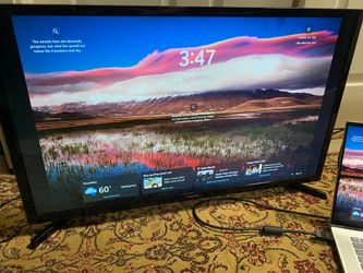 Samsung UN32J4500AFXZA 32-Inch 720p HD Smart LED TV w/Remote and Power Cable