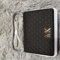 Michael Kors Mott Large Logo Shoulder Bag