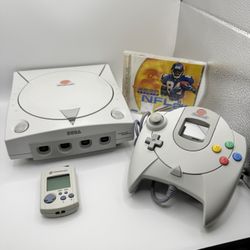 Sega Dreamcast Console W/Controller, VMU, And NFL 2K