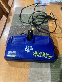 Dirt Devil Breeze Vacuum Carpet/BareFloor Brush Head Nozzle