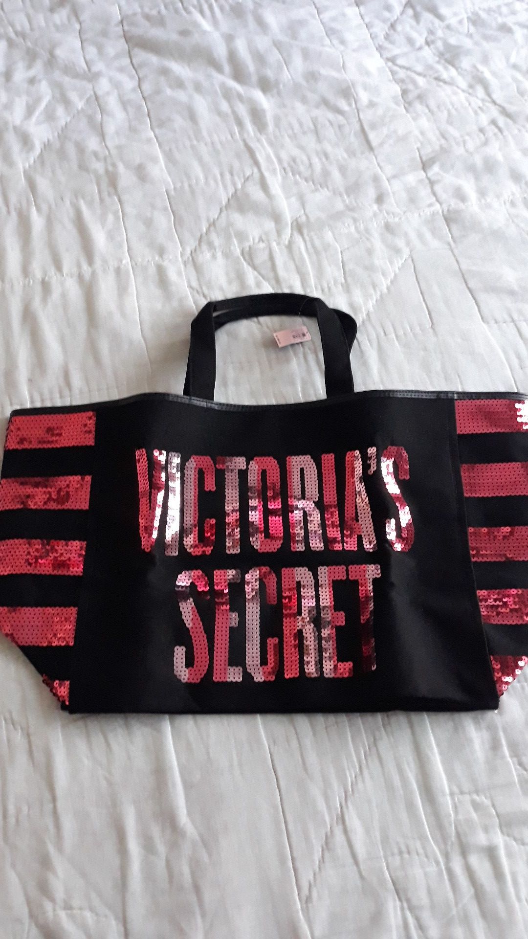 NEW VICTORIA'S SECRET BAG