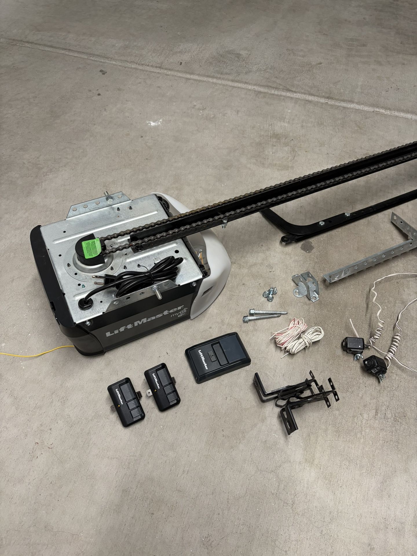 LiftMaster MyQ WiFi Garage Door Opener