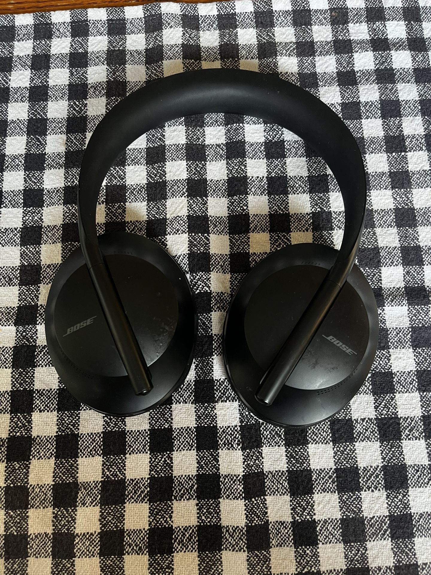 Bose 700 Noise Cancelling Bluetooth Headphones