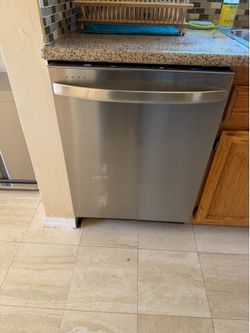 Midea dishwasher
