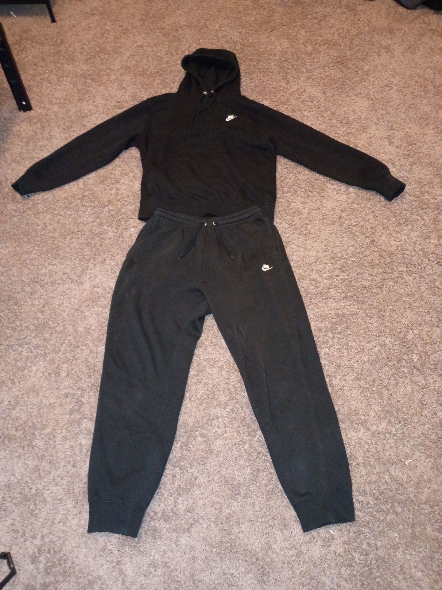 Black Nike fleece set