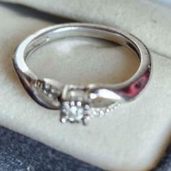 Kay Jewelers Diamond Pendant Size 6 New 