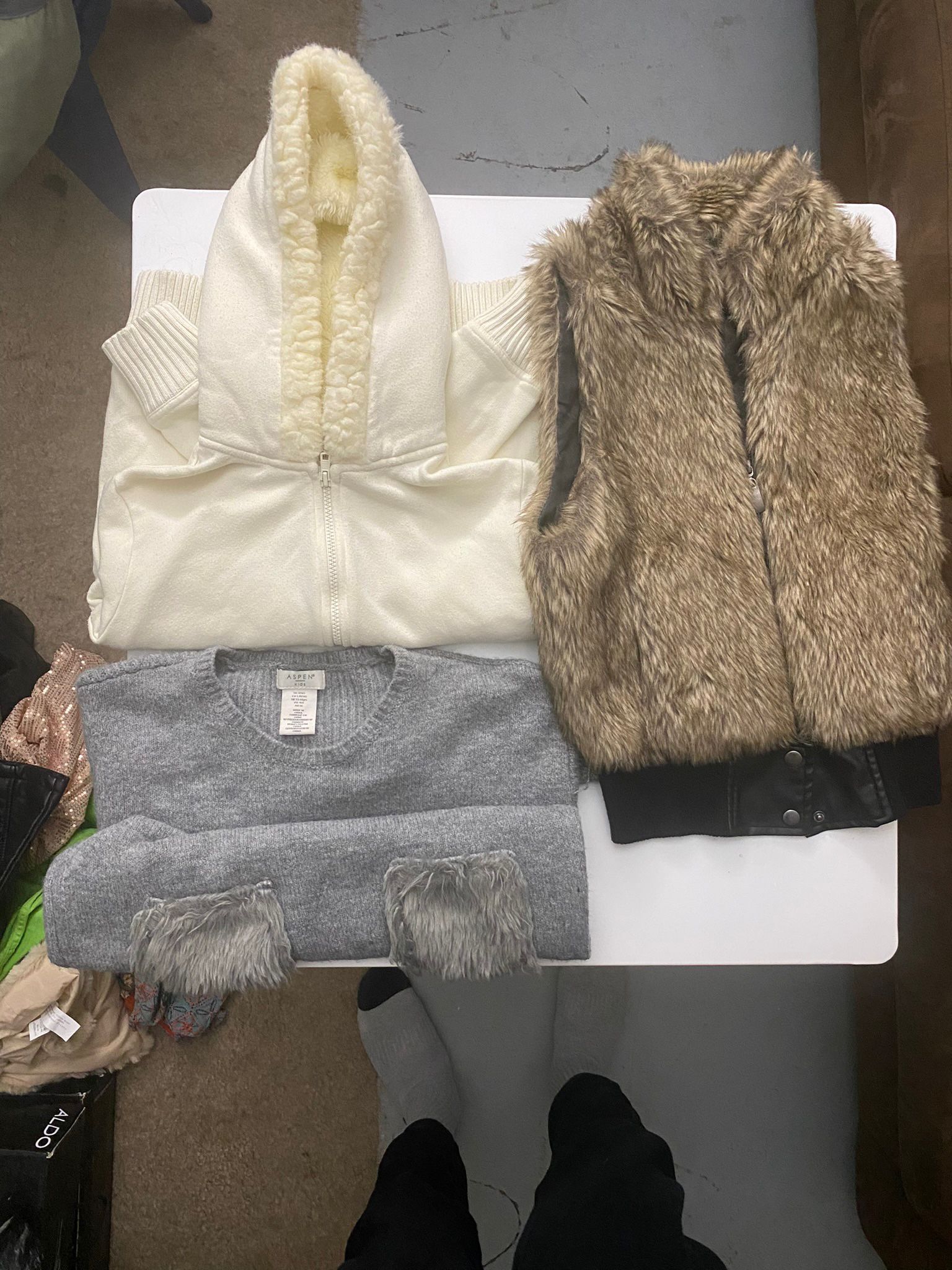 3 Youth Girls Outerwear feat Tommy & Charlotte Russe in good condition