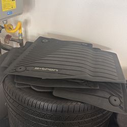 E Tron Etron mats rubber oem