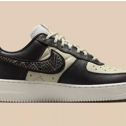 NIKE AIR FORCE 1 PREMIUM GOODS SIZE 11