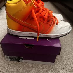 Nike SB Dunk High Candy Corn