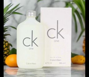 Calvin Klein CK One Eau de Toilette 200ml