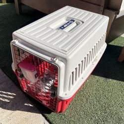 Travel pet carrier