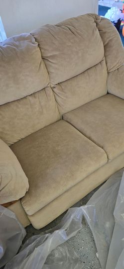 Couch love seat combo.