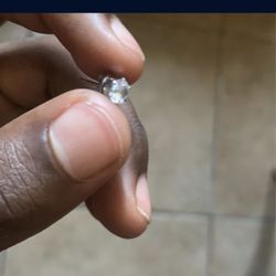 MENS DIAMOND EARRINGS