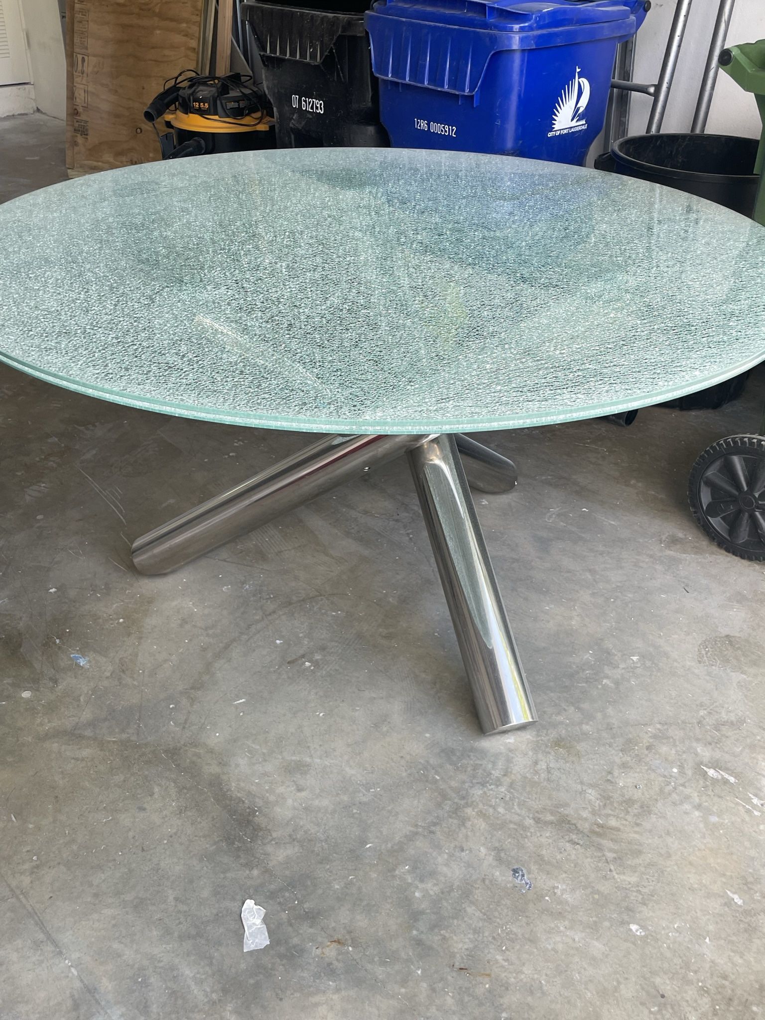 Round Crackle Glass Dining Table