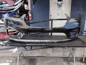 Chrysler pacifica 2021-2023 front bumper oem