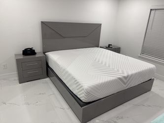 Cama led queen nueva a estrenar
