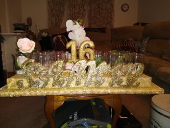Sweet 16 candelabra without Name