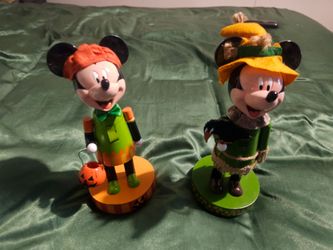 Minnie and Mickey nutcrackers