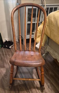 Vintage Windsor Rocker