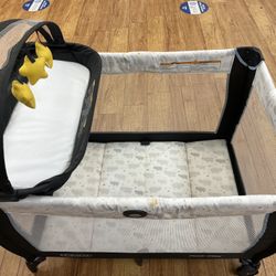 Baby Child Infant Playpen Plus Diaper Changer Like New 