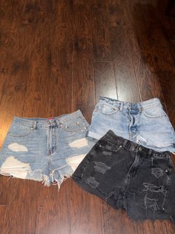 Denim shorts (Size Small)