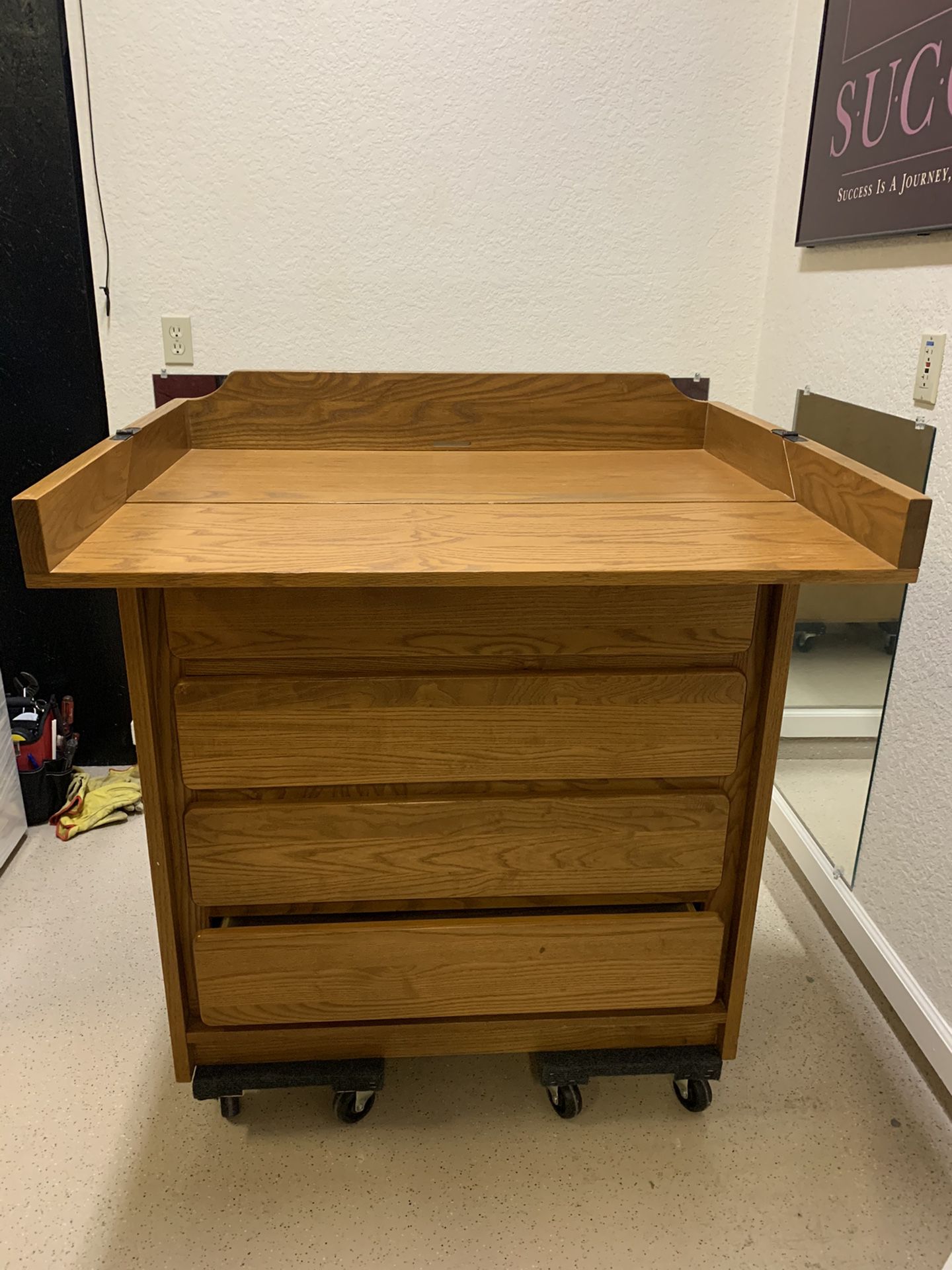Baby changing table/dresser