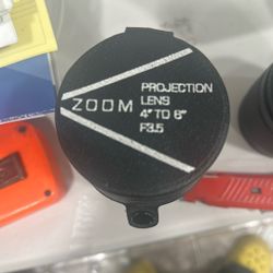 ZOOM Projection Lens 4" to 6" f3.5 Lens with Cylindrical Case.