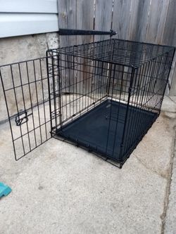 Medium Metal Folding Dog Cage 