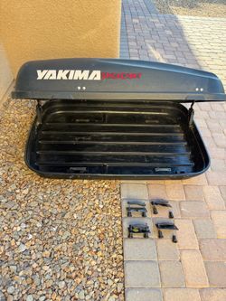 Yakima Roof Carrier Cargo Box Space Cadet