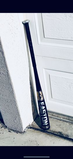 Easton 33 1/2 Aluminum baseball bat no dents