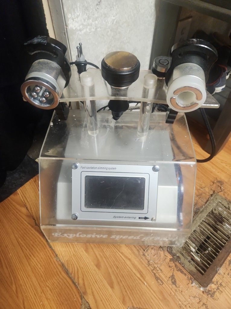 5 In 1 40k CATIVATION VACUUM BODY SCULPTING MACHINE