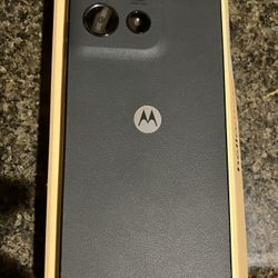 Motorola Moto G 2025 Model (Locked To Xfinity Mobile)