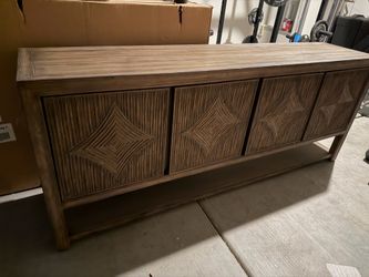 Tv stand
