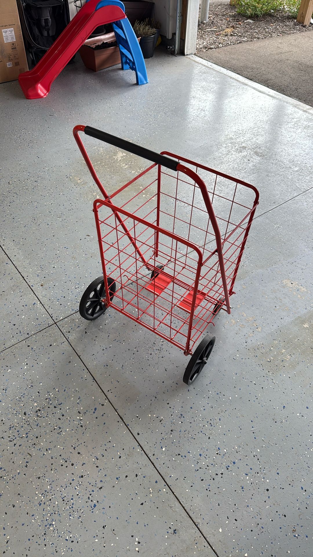 Shopping cart for sale